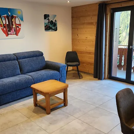 3 Pièces à Châtel, 6 Pers, Balcon Sud - Fr-1-676-196 * Châtel